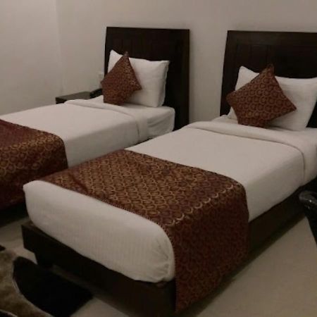 Hotel Zion Inn พาราณสี ภายนอก รูปภาพ