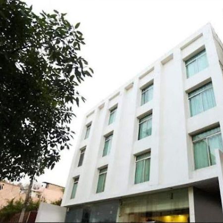 Hotel Zion Inn พาราณสี ภายนอก รูปภาพ