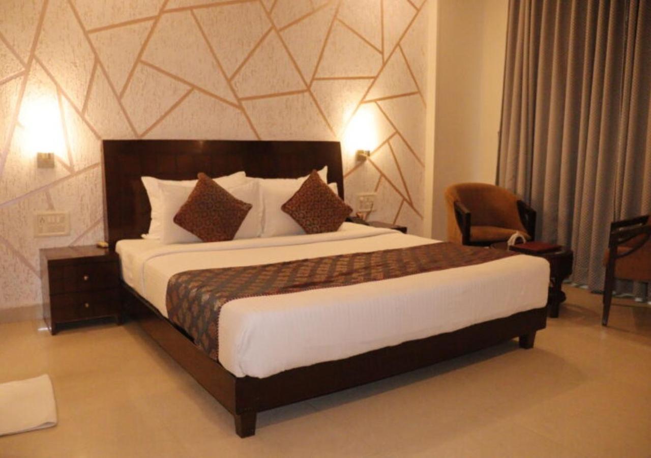 Hotel Zion Inn พาราณสี ภายนอก รูปภาพ