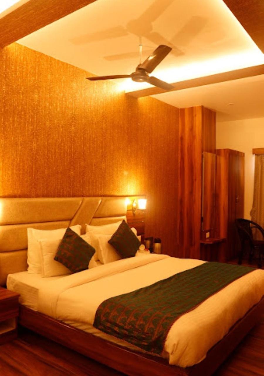 Hotel Zion Inn พาราณสี ภายนอก รูปภาพ