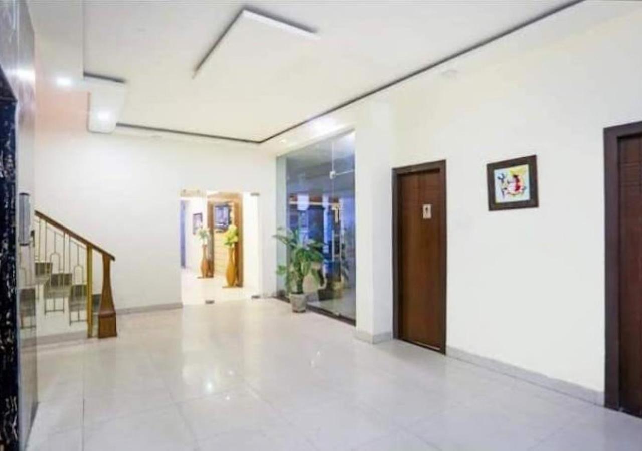 Hotel Zion Inn พาราณสี ภายนอก รูปภาพ