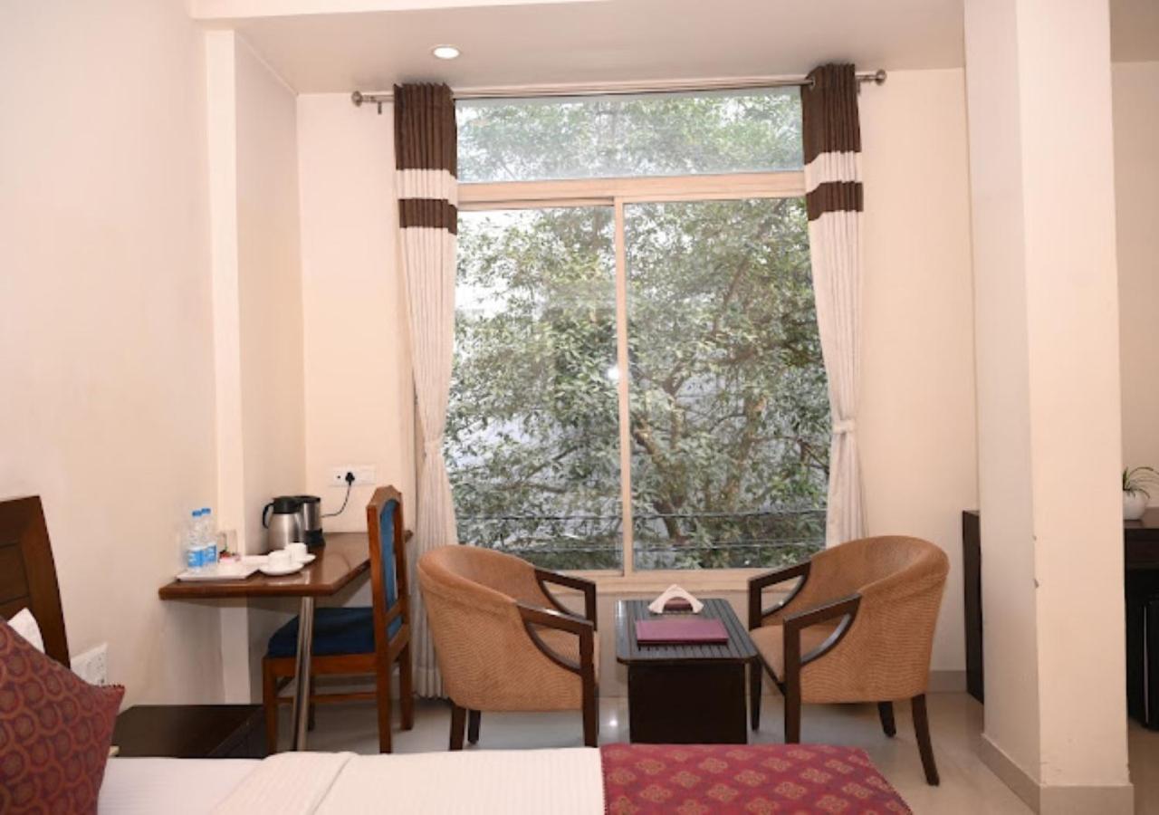 Hotel Zion Inn พาราณสี ภายนอก รูปภาพ