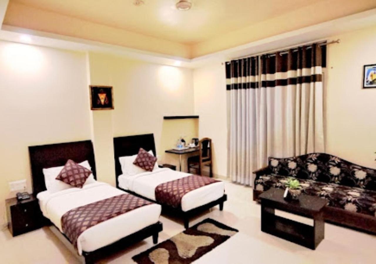 Hotel Zion Inn พาราณสี ภายนอก รูปภาพ