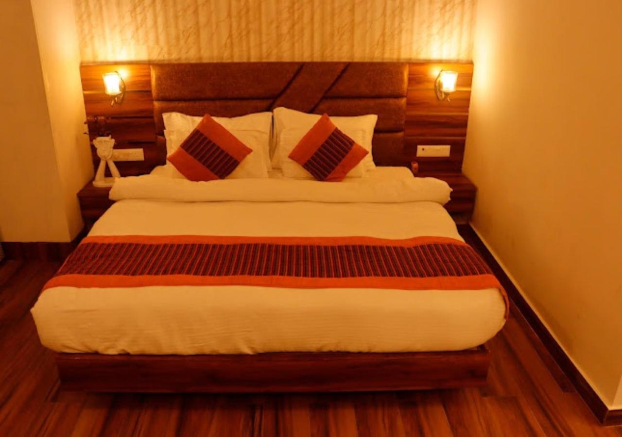 Hotel Zion Inn พาราณสี ภายนอก รูปภาพ