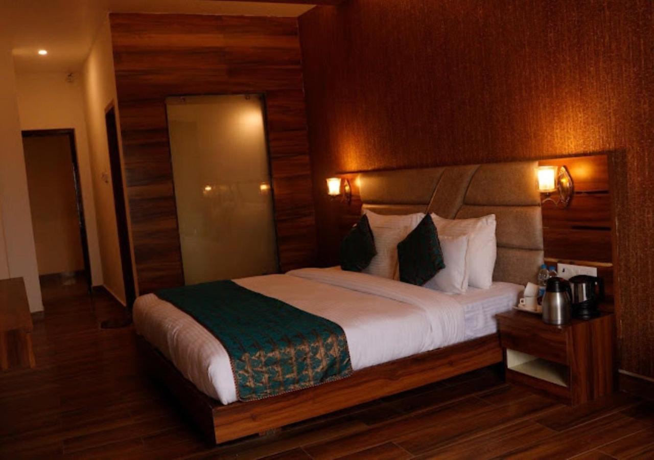 Hotel Zion Inn พาราณสี ภายนอก รูปภาพ