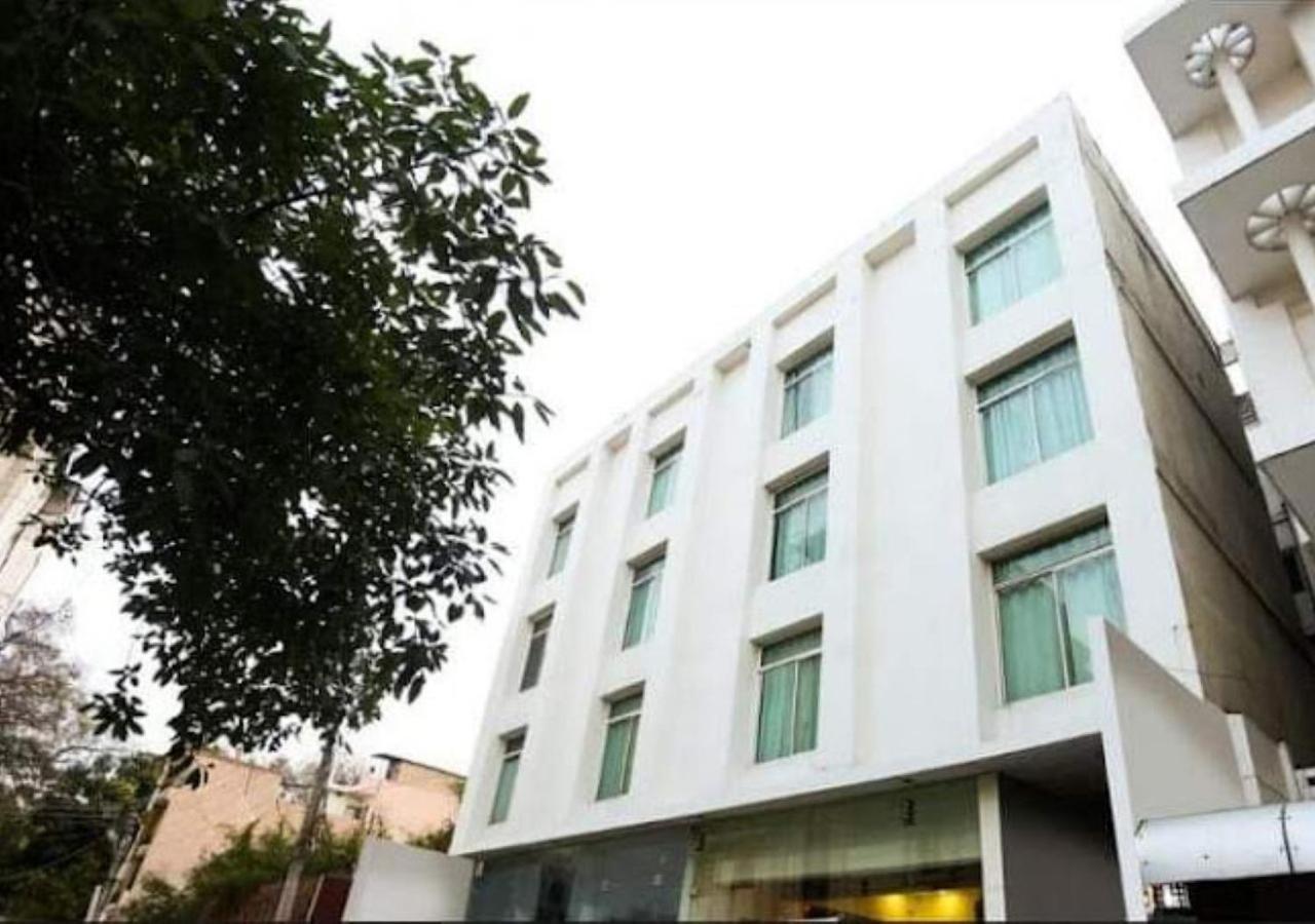 Hotel Zion Inn พาราณสี ภายนอก รูปภาพ