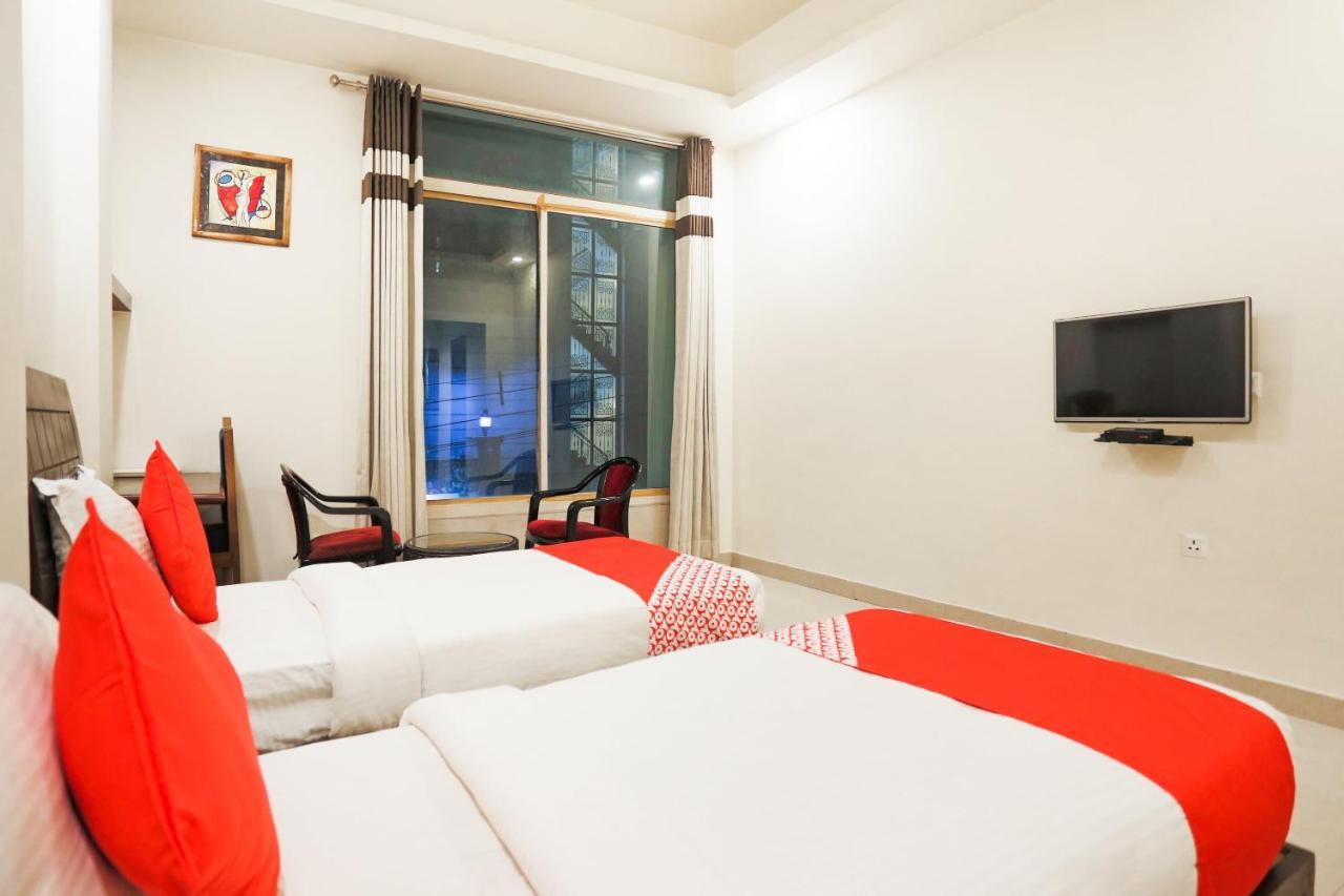 Hotel Zion Inn พาราณสี ภายนอก รูปภาพ