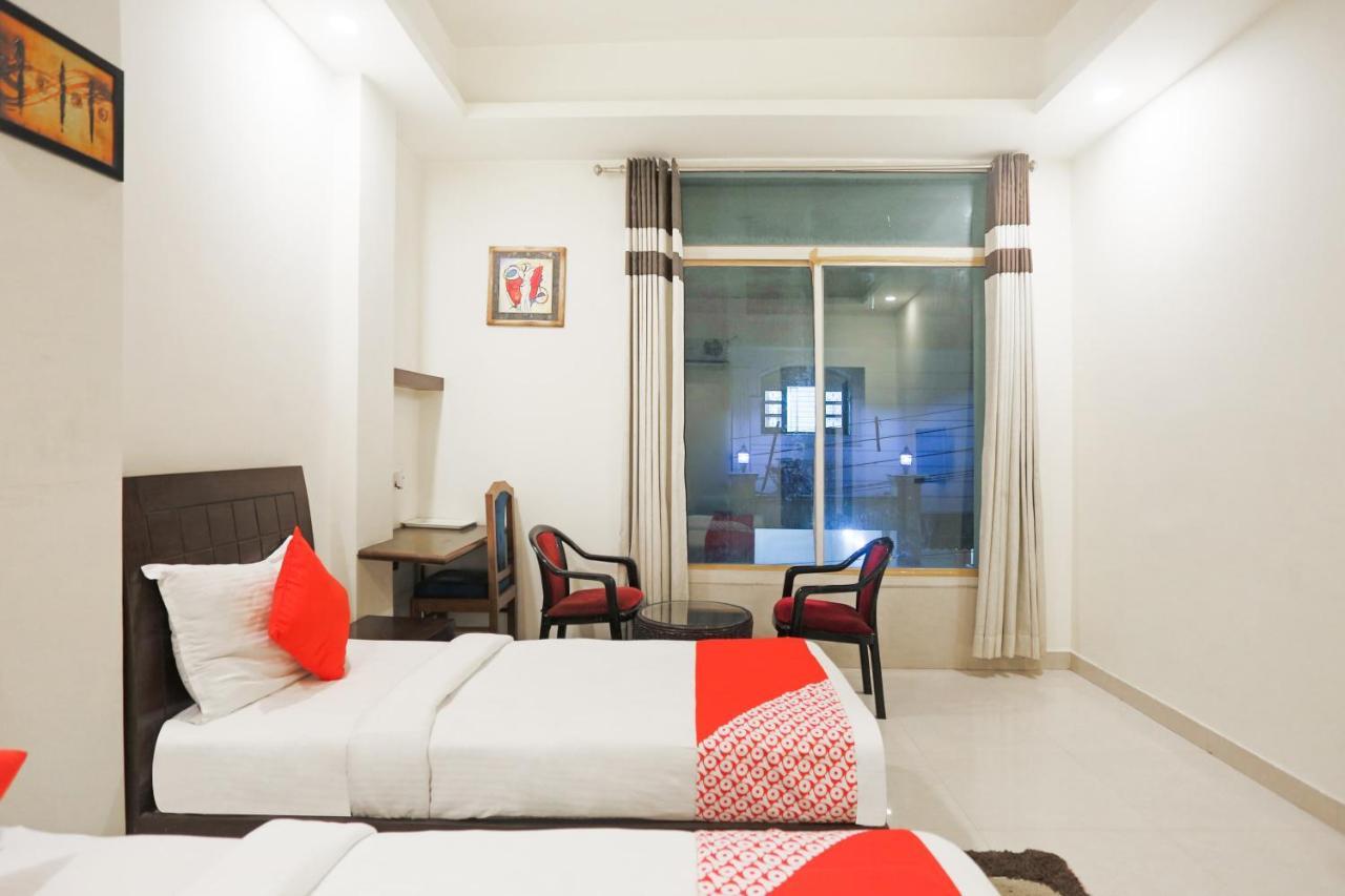 Hotel Zion Inn พาราณสี ภายนอก รูปภาพ