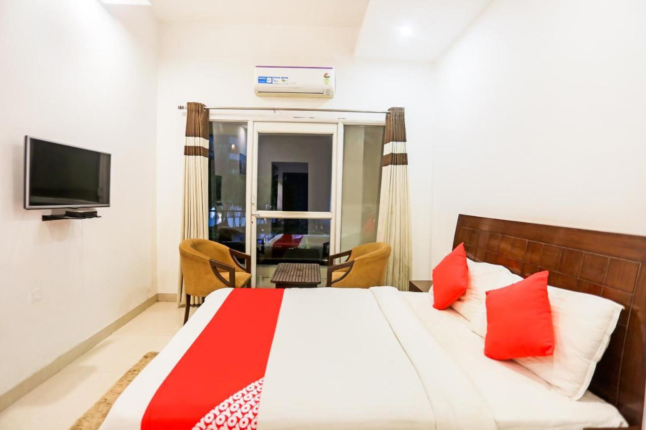 Hotel Zion Inn พาราณสี ภายนอก รูปภาพ